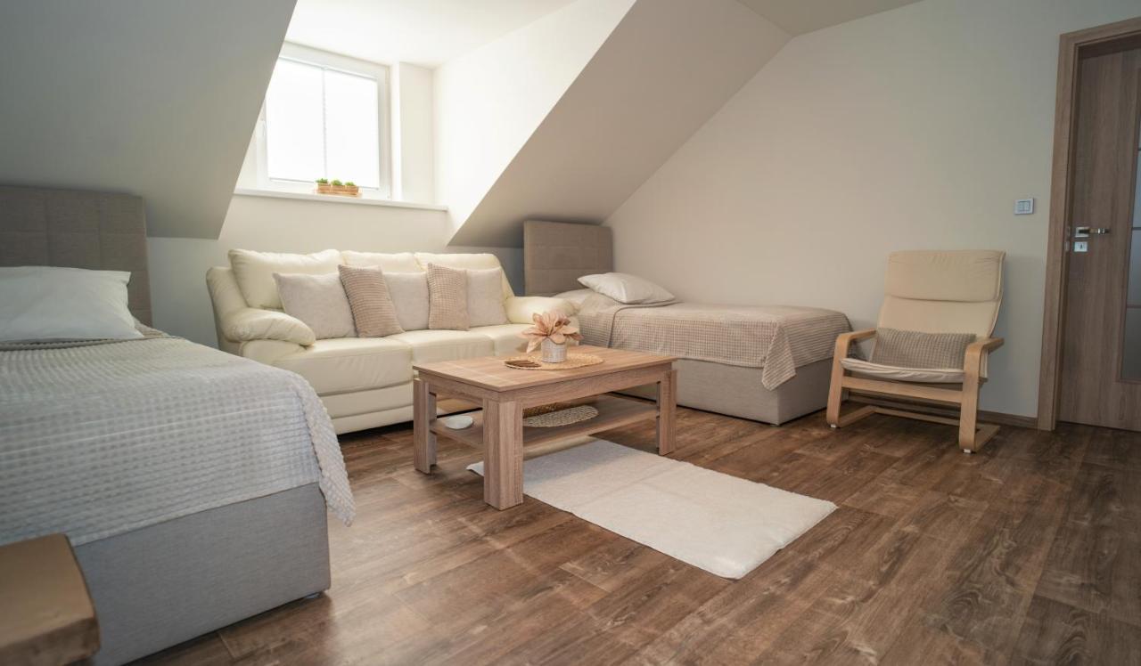טרוטנוב Apartmanovy Dum Sklipek מראה חיצוני תמונה