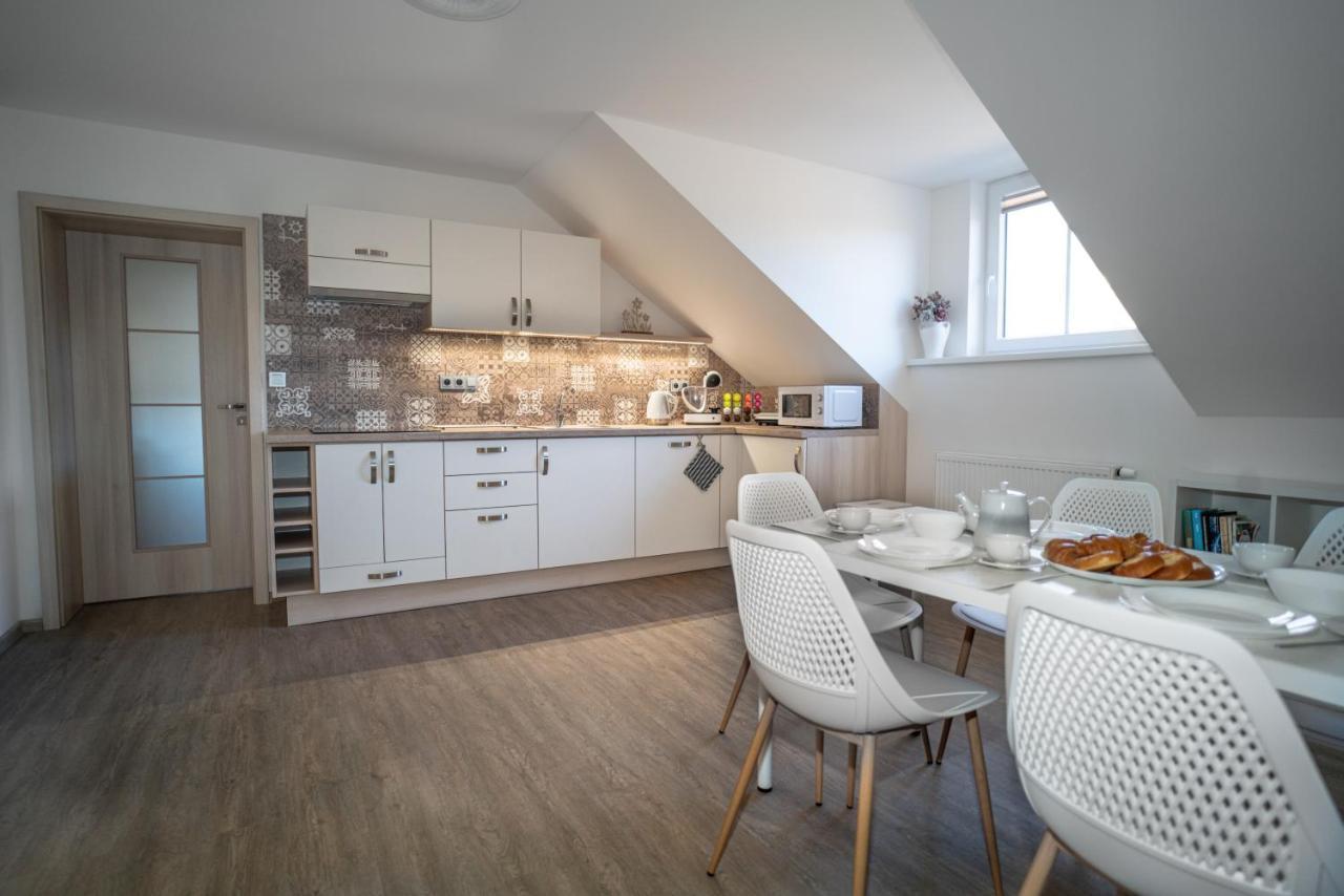 טרוטנוב Apartmanovy Dum Sklipek מראה חיצוני תמונה